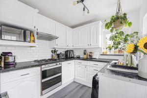 Kitchen- click for photo gallery